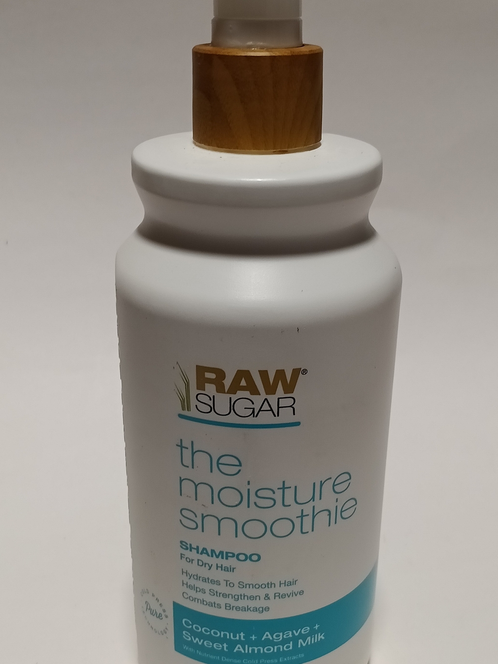 RAW Sugar The Moisture Smoothie Moisturizer - White